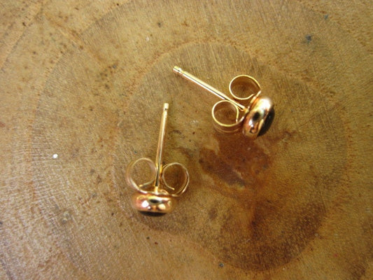 Onyx 14kt Yellow Gold Studs Post Earrings by Maribelle Campa 4mm